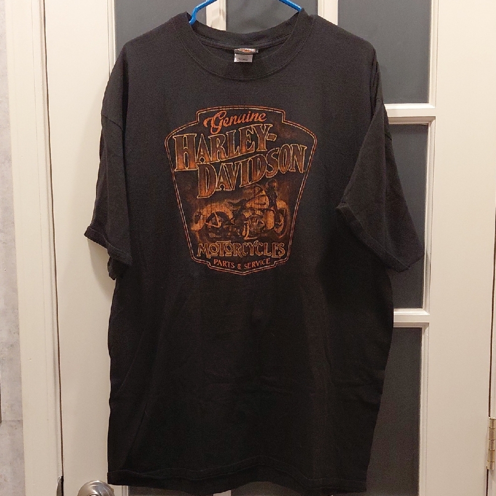 "Harley-Davidson" Sz. 2XL, Black and Orange Short Sleeve Tee. No flaws/Not Worn.